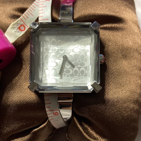 Coach silver watch - Picture 6 of 6